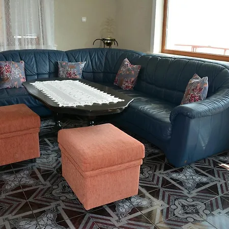 Nyaraló Puma Balcsik